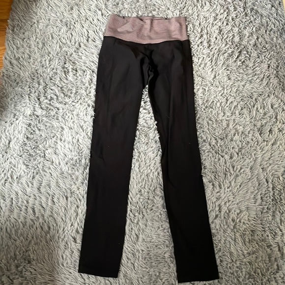 Lululemon high waisted pants - Picture 1 of 6